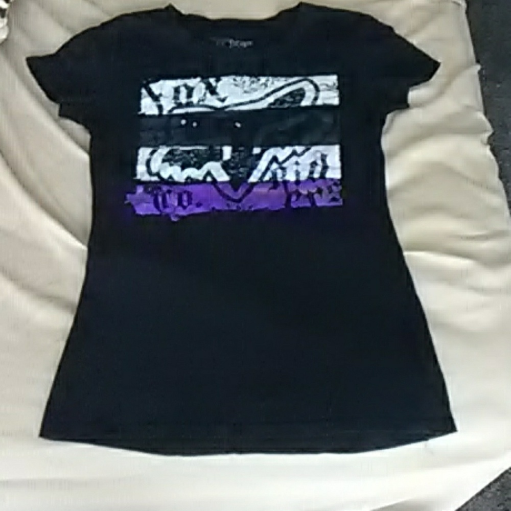 Fox tee